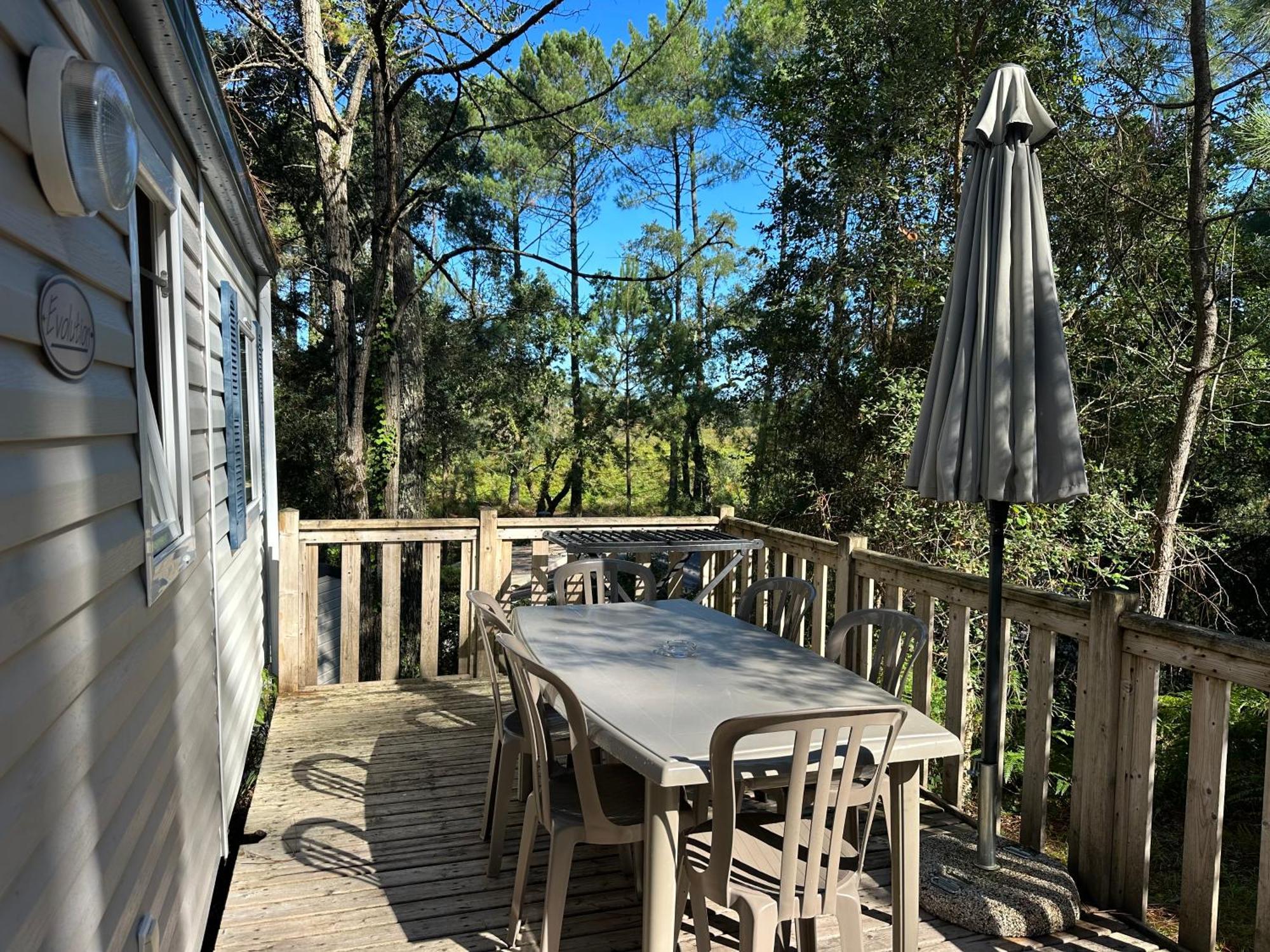 Camping-Village Vacances Les Deux Etangs 세노스 외부 사진