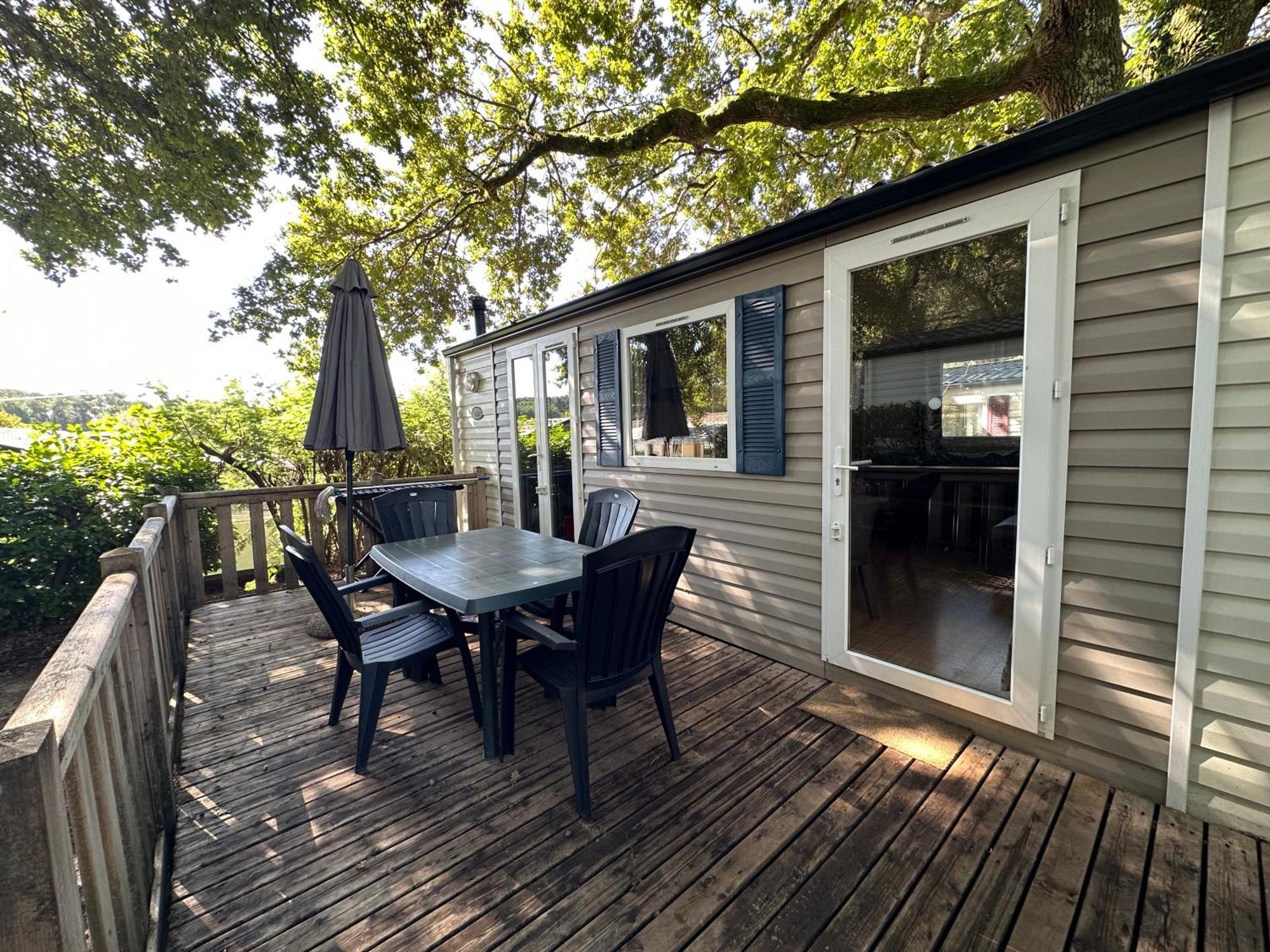 Camping-Village Vacances Les Deux Etangs 세노스 외부 사진